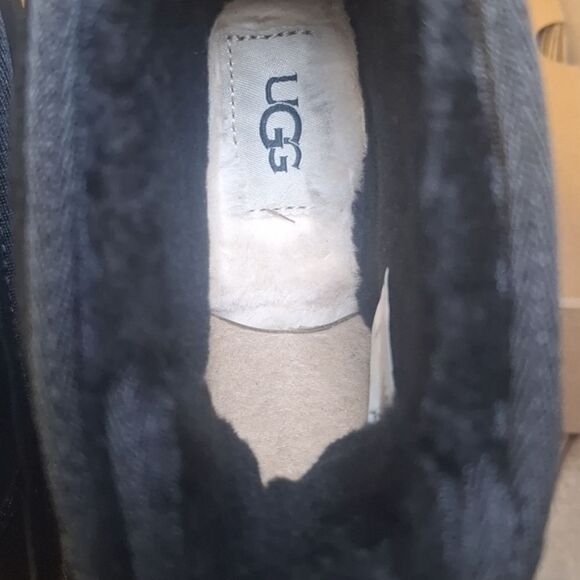 UGG Women's Neumel Platform Black Suede Zip Boots Size 7 NIB - Picture 7 of 15